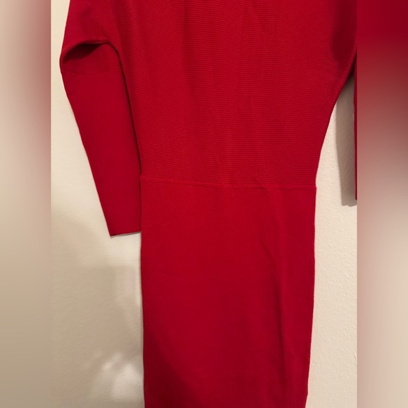 NWT Banana Republic Lenzing Ecovero Serene Sweater Dress in Red - Picture 5 of 8